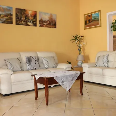 Apartment Casa Andreea Vicino Al Centro Di Iun R5904 *