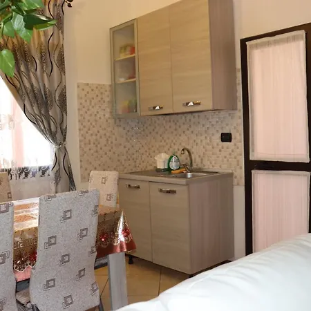 Casa Andreea Vicino Al Centro Di Iun R5904 Όλμπια